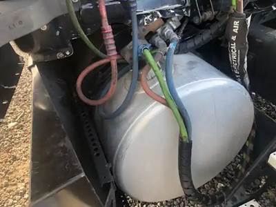 Freightliner Cascadia 125 Left Fuel Tank