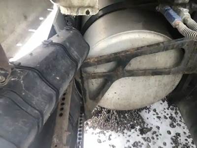 Freightliner Cascadia 125 Left Fuel Tank