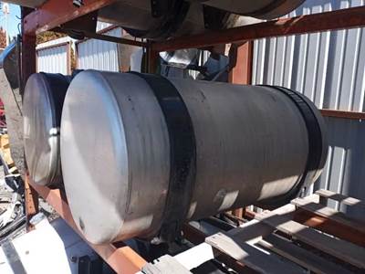 Freightliner Cascadia 125 Right Fuel Tank