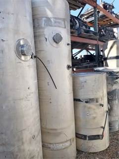 Freightliner Cascadia 125 Left Fuel Tank