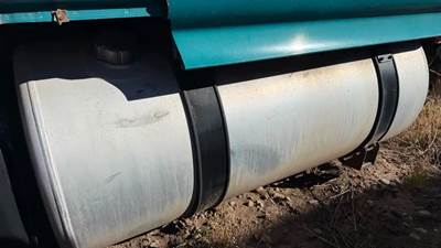 Freightliner Cascadia 125 Left Fuel Tank