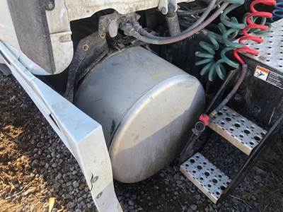 Freightliner Cascadia 126 Left Fuel Tank