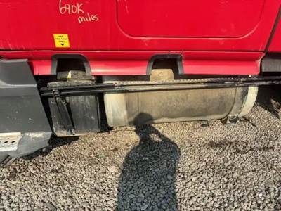 Freightliner Cascadia 126 Left Fuel Tank