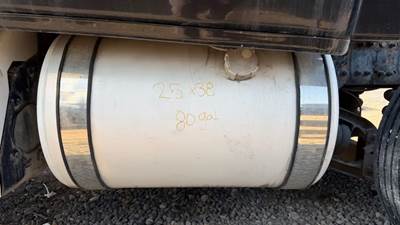 Freightliner Cascadia 126 Left Fuel Tank