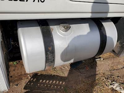 Freightliner Cascadia 132 Left Fuel Tank