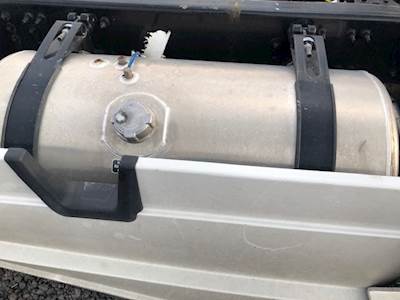 Freightliner Cascadia Right Fuel Tank for a 2019 Freightliner Cascadia 123