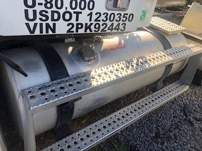 Freightliner Columbia 120 Left Fuel Tank