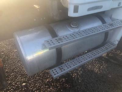 Freightliner FLC112 Right Fuel Tank