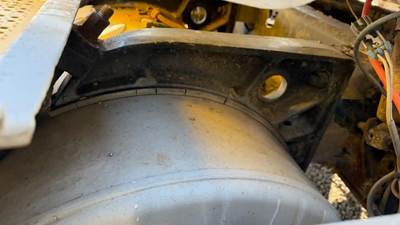 Freightliner FLD120 Left Fuel Tank