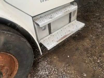 Freightliner M2 106 Left Fuel Tank