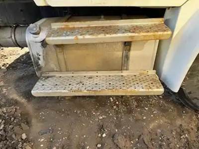 Freightliner M2 106 Right Fuel Tank