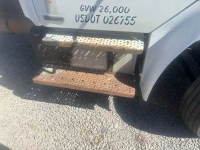 Freightliner M2 106 Right Fuel Tank