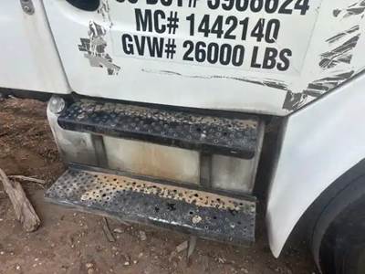 Freightliner M2 106 Right Fuel Tank