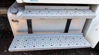 Freightliner M2 106 Right Fuel Tank