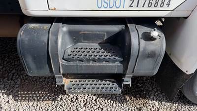 International 4900 Right Fuel Tank