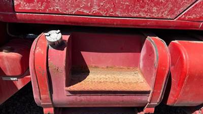 International 4900 Left Fuel Tank