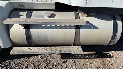 International 9200i Left Fuel Tank