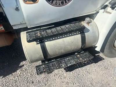 International DuraStar 4300 Right Fuel Tank