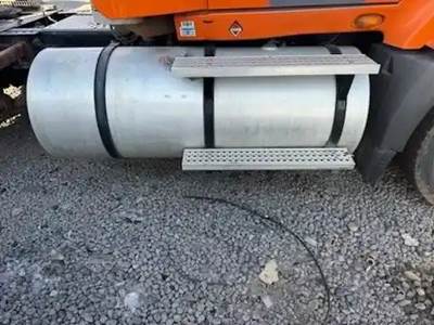 International LA617 Right Fuel Tank