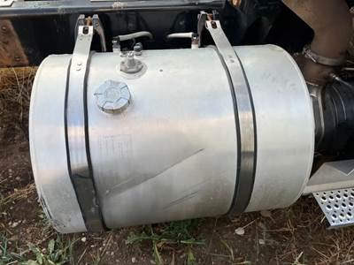 International LT625 Right Fuel Tank