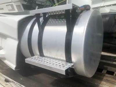 International LT625 Left Fuel Tank