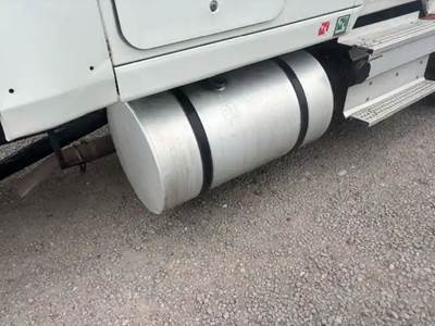 International LT625 Right Fuel Tank