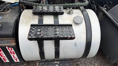 International RH613 Left Fuel Tank