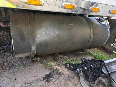 Kenworth T600 Left Fuel Tank
