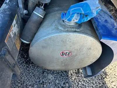 Kenworth T680 Right Fuel Tank