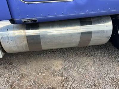 Kenworth T680 Right Fuel Tank