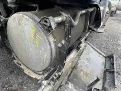 Kenworth T680 Right Fuel Tank