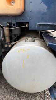 Kenworth T680 Right Fuel Tank