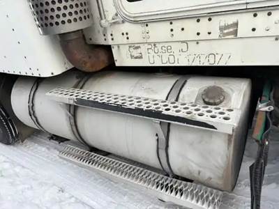 Kenworth T800 Right Fuel Tank