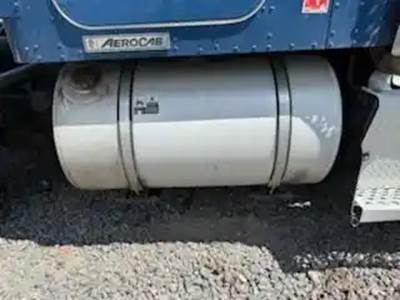 Kenworth T800 Right Fuel Tank