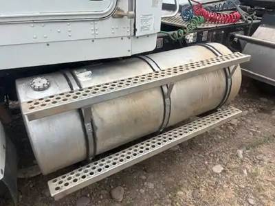 Kenworth T800 Left Fuel Tank