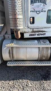 Kenworth T800 Right Fuel Tank
