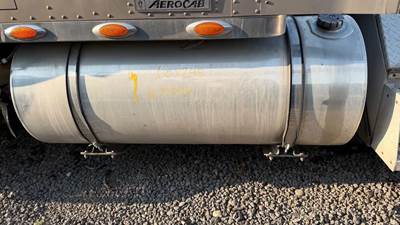 Kenworth T800 Left Fuel Tank