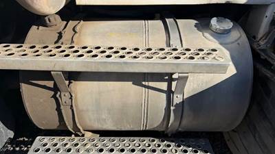 Kenworth T800 Left Fuel Tank