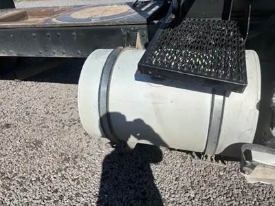 Kenworth T880 Right Fuel Tank
