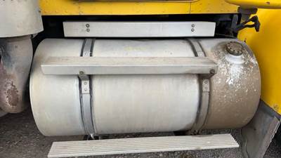 Kenworth W900 Right Fuel Tank