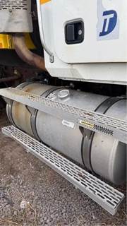 Mack Granite CV713 Right Fuel Tank for a 2005 Mack CV713 Granite