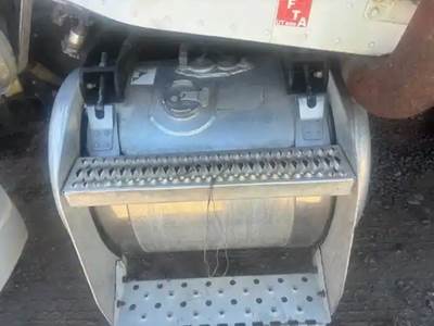 Peterbilt 357 Left Fuel Tank