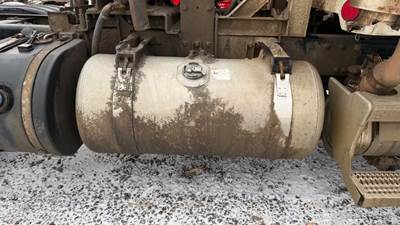 Peterbilt 367 Right Fuel Tank