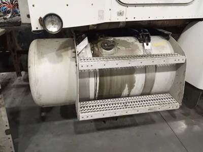 Peterbilt 378 Right Fuel Tank