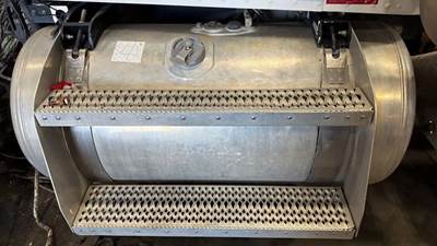 Peterbilt 379 Left Fuel Tank