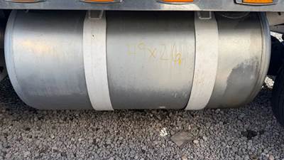 Peterbilt 379 Left Fuel Tank