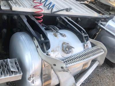 Peterbilt 384 Left Fuel Tank