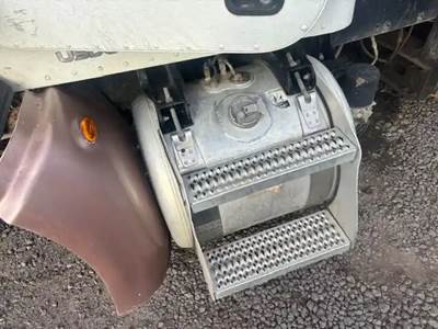 Peterbilt 384 Left Fuel Tank