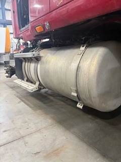 Peterbilt 387 Left Fuel Tank