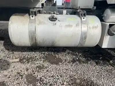 Peterbilt 388 Right Fuel Tank